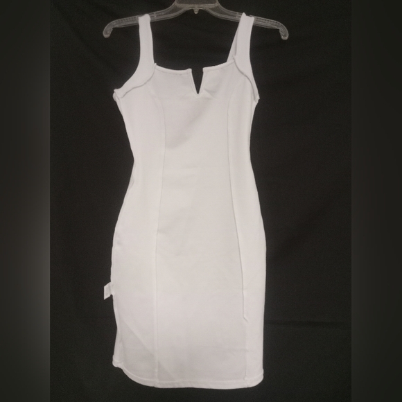 POPULAR 21 - Body contouring Dress - Picture 3 of 12